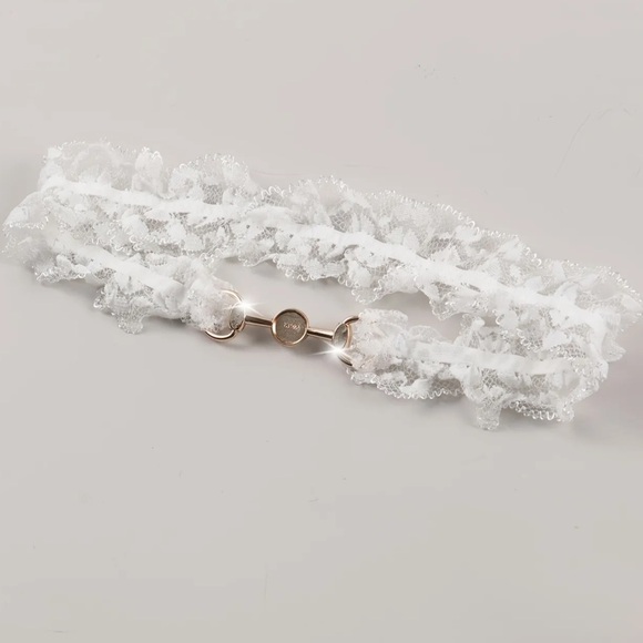 Bridal garter, golden bar w/ pearl bead approx. 9” diameter. NIP, elastic band - Picture 6 of 7